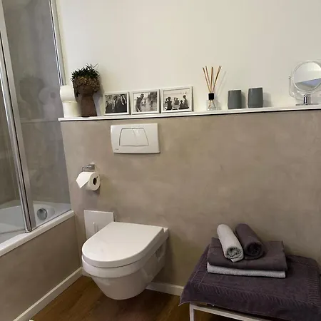 Neu ... In 2 Min. Am Bodensee *